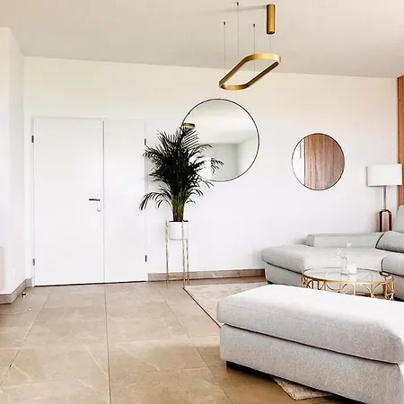 Exceptional Panoramic View Apartment *