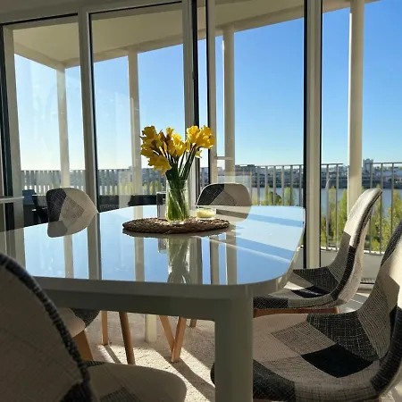 Exceptional Panoramic View Apartment Bordeaux