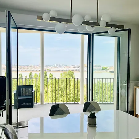 Exceptional Panoramic View Apartment